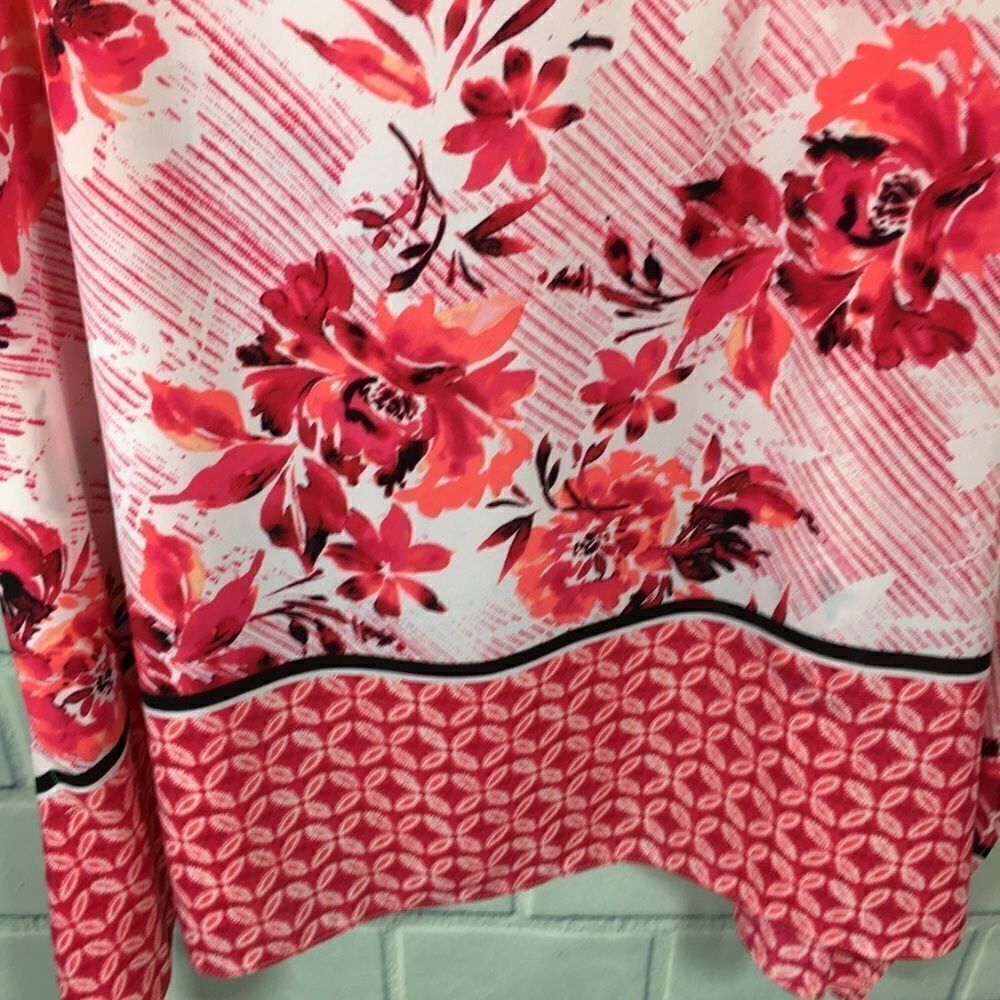 The Limited 2X floral Blouse Top Pink New - Picture 5 of 8